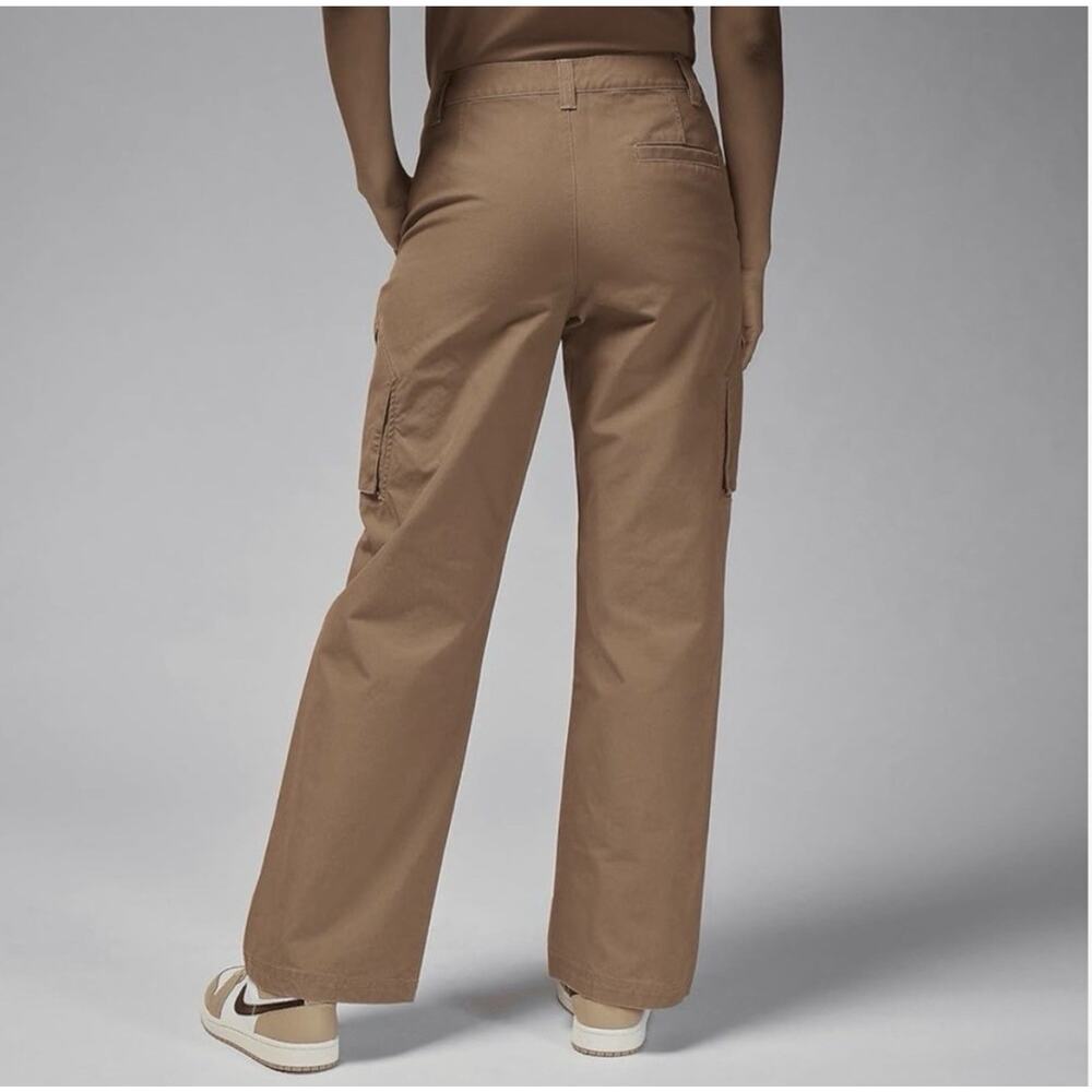 NWT Air Jordan Chicago Pants Womens M New FV7098 223 Brown Streetwear - Picture 2 of 14